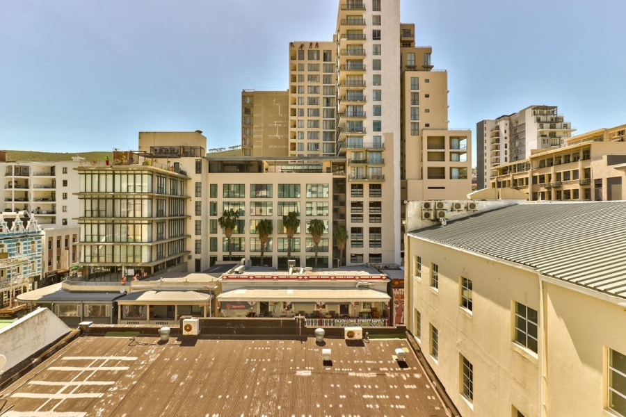 1 Bedroom Property for Sale in Cape Town City Centre Western Cape